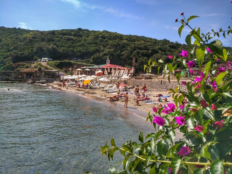 Пляжи Черногории в сентябре. Это лучшее время для отдыха!